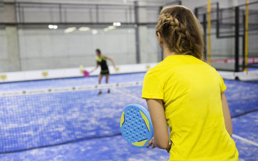 Non solo divertimento, ecco tutti i benefici del padel per la nostra salute